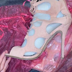 Brand New Size 10 Bootie style Lace Up Suede Pink High Heels 