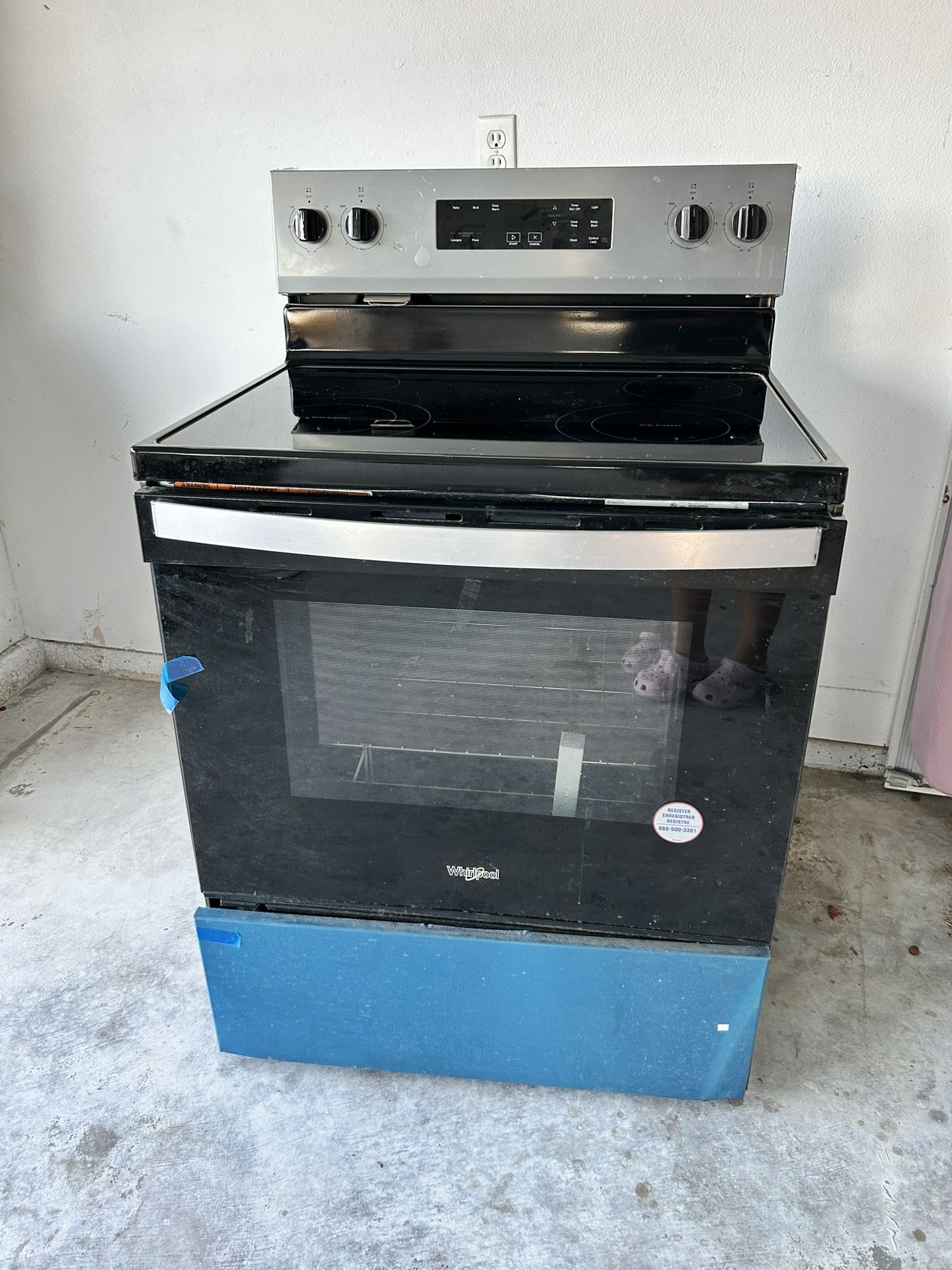 Electric Stove 220volt ( needs electrical cable)