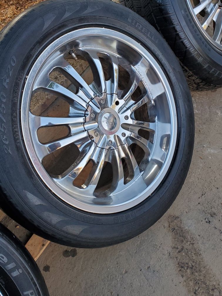 Tyfun 20" rims Universal 5 lug two patterns for Sale in Valley Center