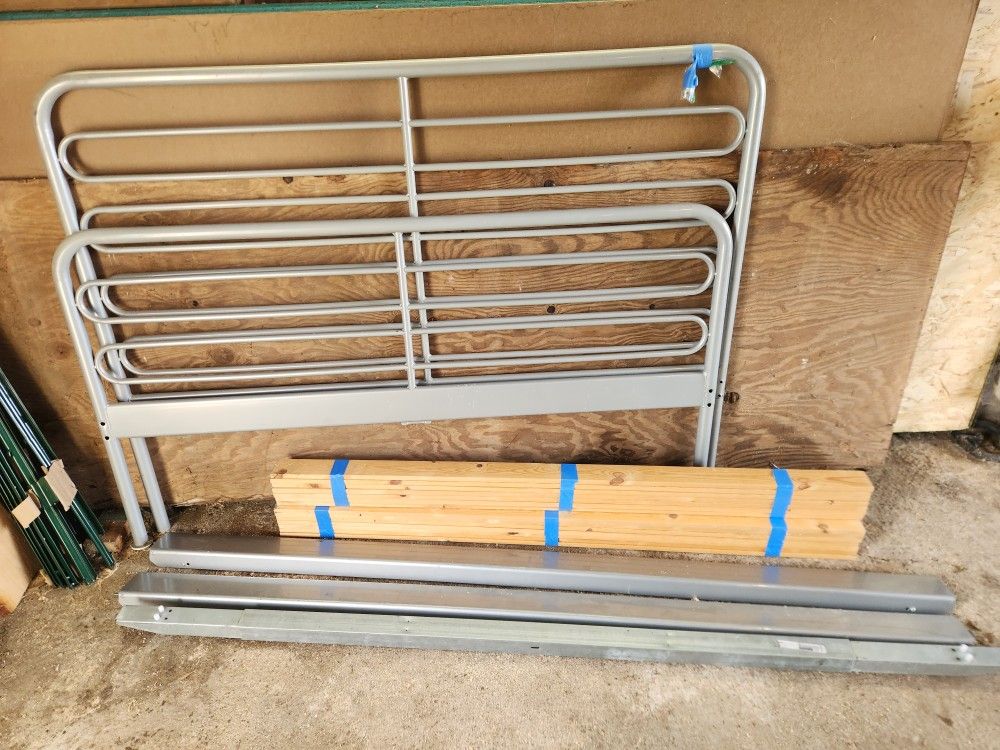 Metal Bed Frame 