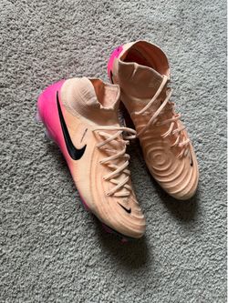 Nike Phantom Luna 2 Elite FG
