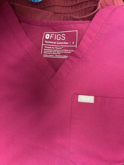 Figs Scrub Set In Magenta