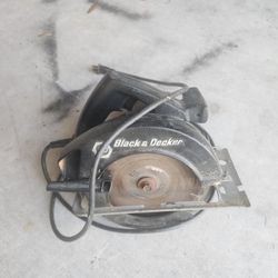 Black And Decker Saw