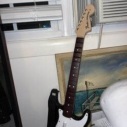 Xbox One Rock Band 4 Fender Stratocaster Wireless Guitar 🎸 Controller