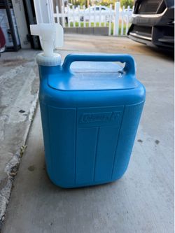 Coleman 5 gallon water canister