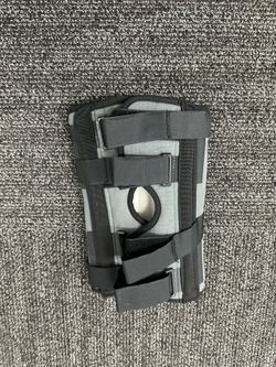 Djo Universal - knee/leg - support/brace with Adjustable Straps
