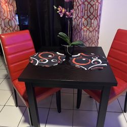 Comedor Que Se Extended En Pequeña Habana 