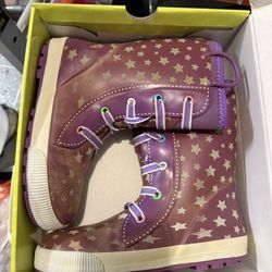 Youth Rain Boots Size 2/3