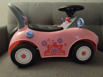 Radio Flyer Creativity Car, 3 in 1 Push Walker & Ride-on