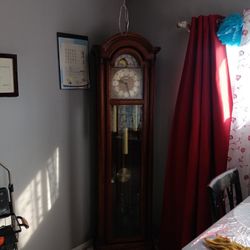 1976  Howard Miller Grand Father Clock