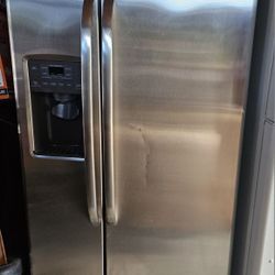 Garage Fridge 32 1/2 Wide 