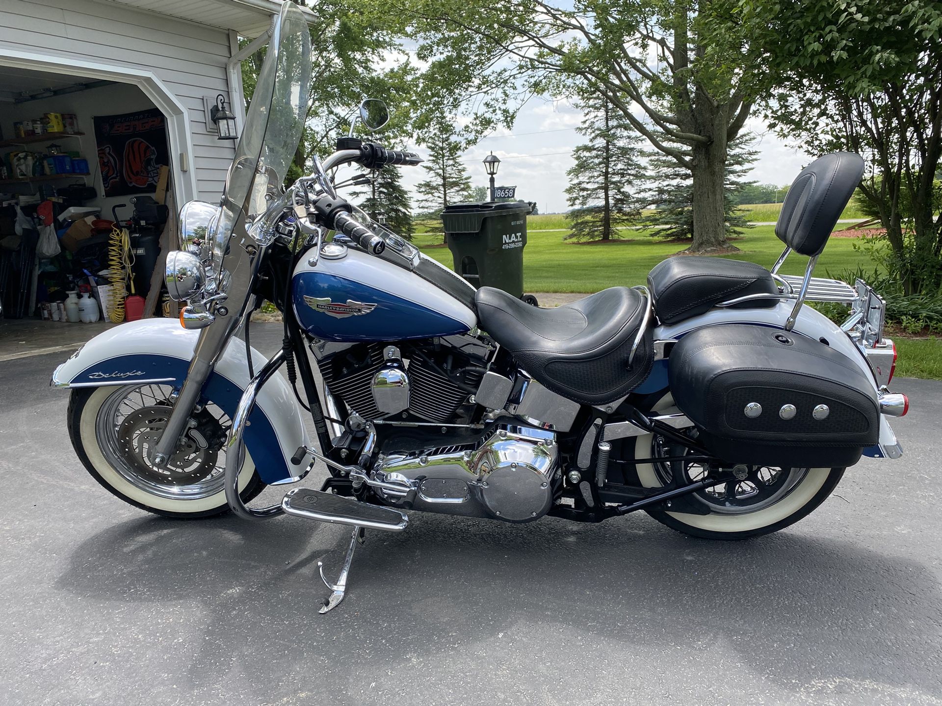 2005 Harley Davidson Softtail Deluxe FLSTN