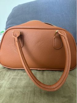 Old navy small hand bag