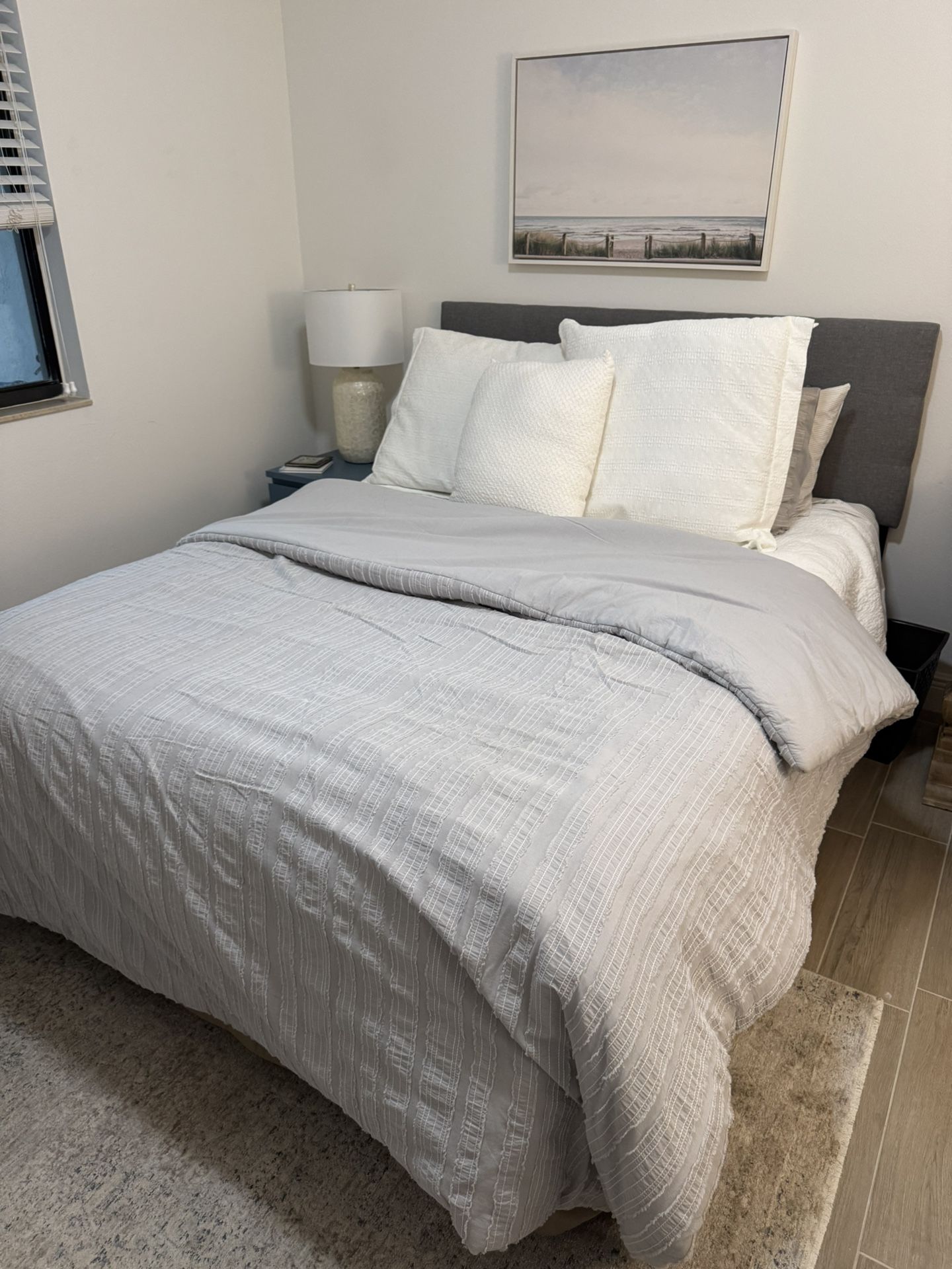 Queen Bed With Headboard And Box Spring And Frame