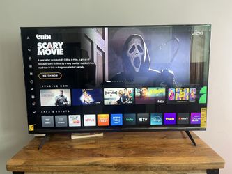 “55” TV en perfecto estado, con control remoto, todo funcionando. Listo para usar. $180 OBO (negociable). Pickup en North Philly.”
