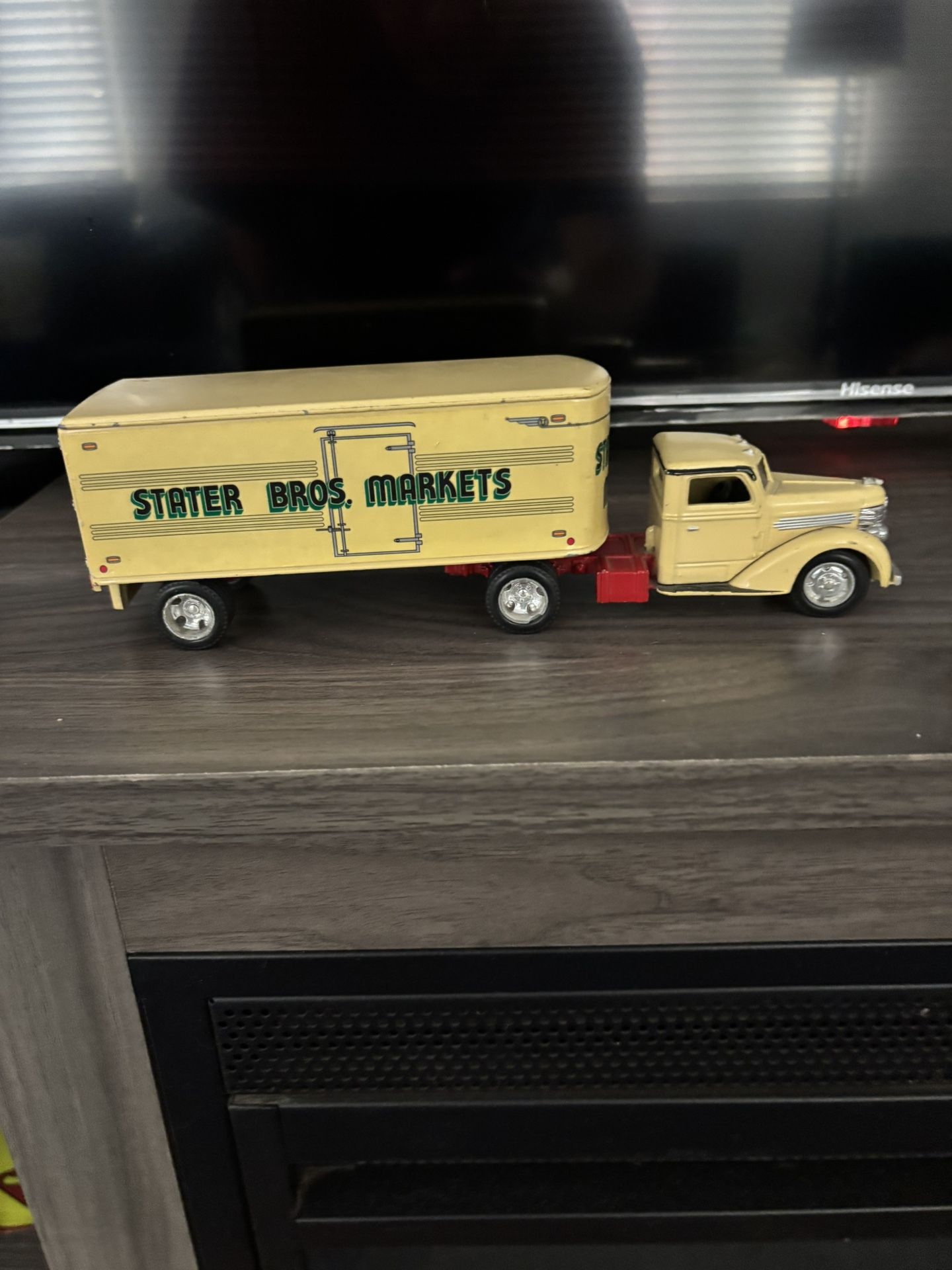 Vintage Stater Bro Truck