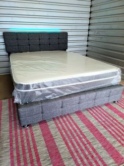 NEW QUEEN-SIZE PILLOW TOP MATTRESS AND BOX SPRING