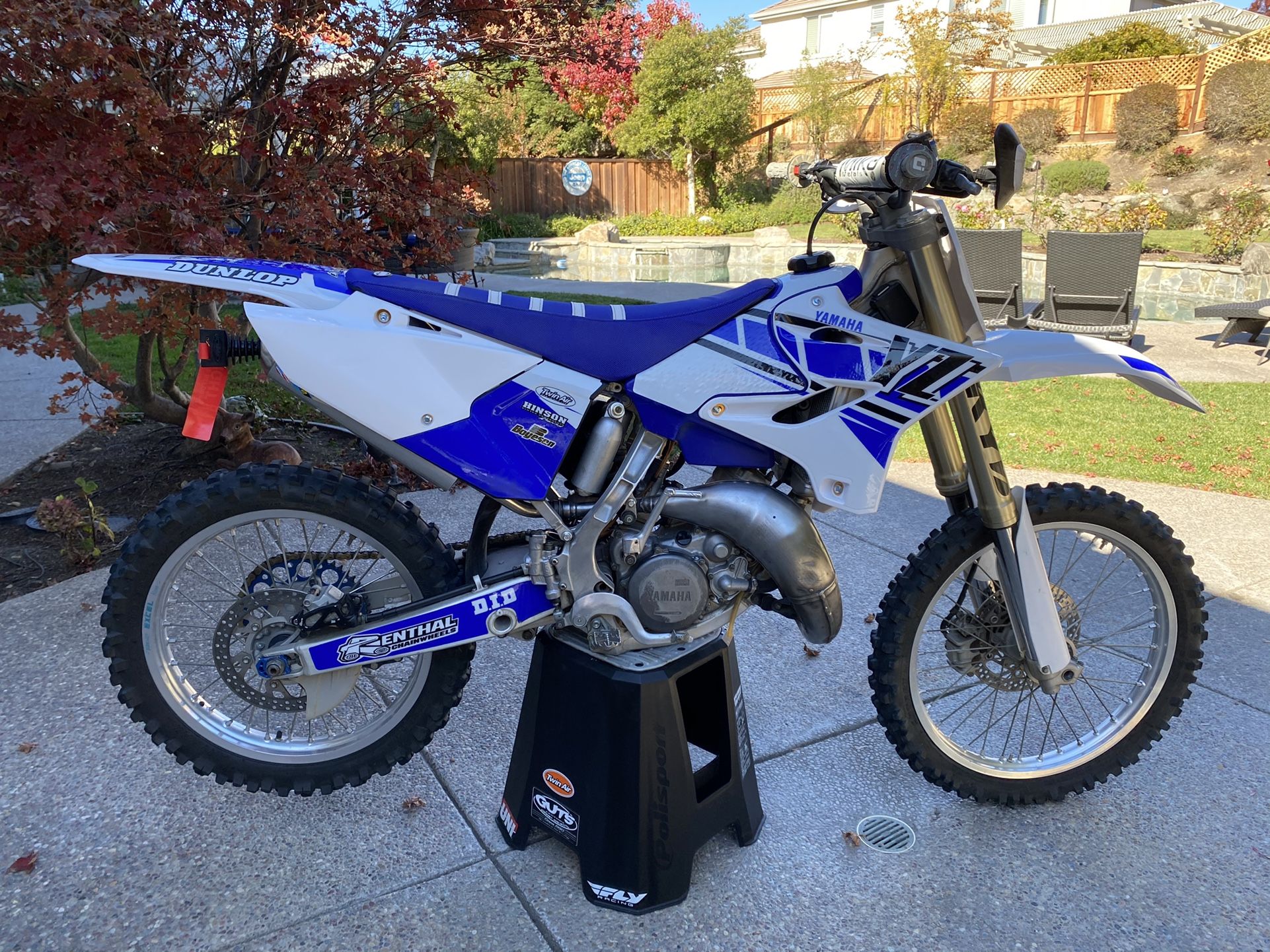 Yz125