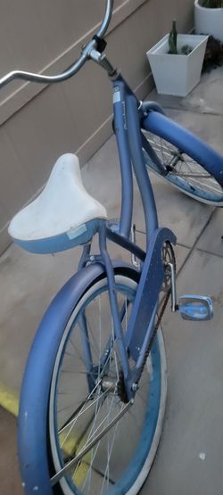 24" Huffy Beach Cruiser