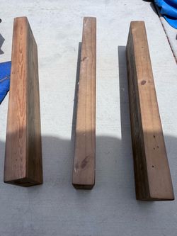 4 Floating shelves