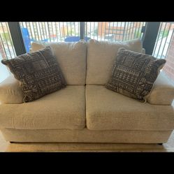 Sofa , Loveseat And 2 Sofa Chair