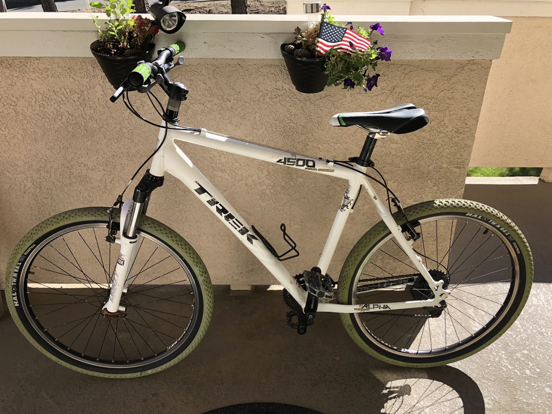 Trek 4500 Alpha Aluminum Offroad Mountain Bike Bicycle 21” 53.5cm for