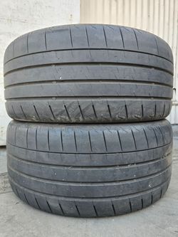 (2) 245 35 20 Bridgestone Tires