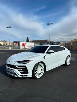 2020 Lamborghini Urus