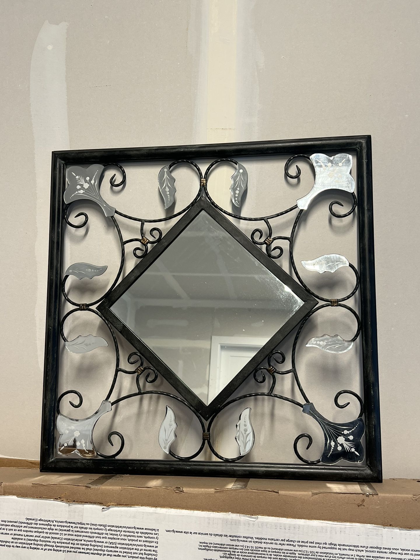 Metal Room Wall Mirror
