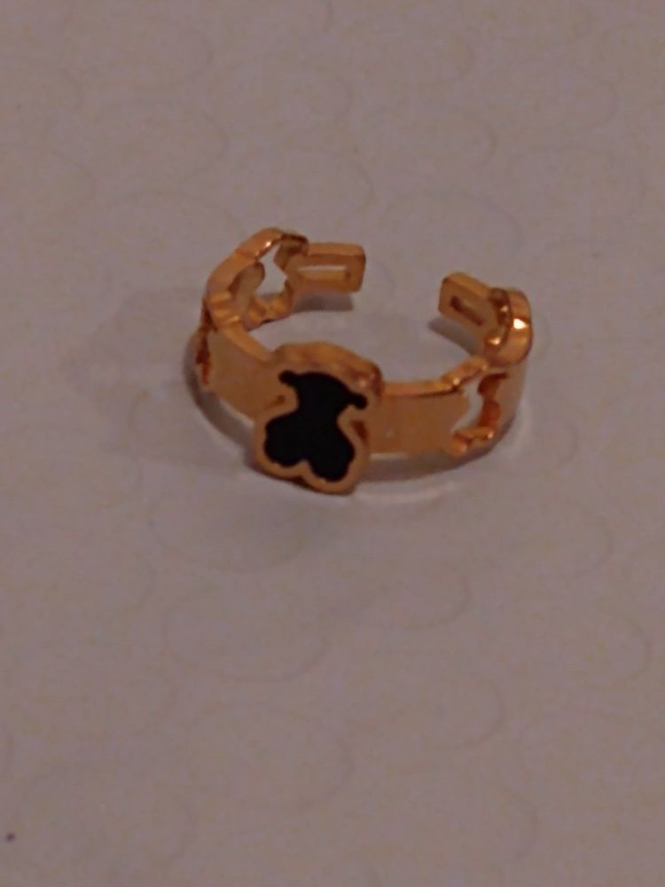 Black & Gold Bear Ring Size 6 NWOT