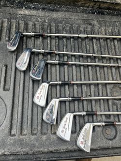 Fairway Golf Bag And Clubs