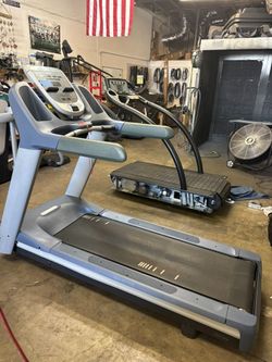 Precor 835 TRM Treadmill 