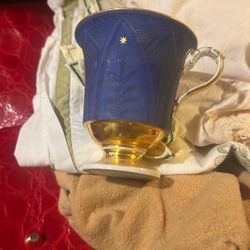 Antique Cup Pour With Gold Plated In Life