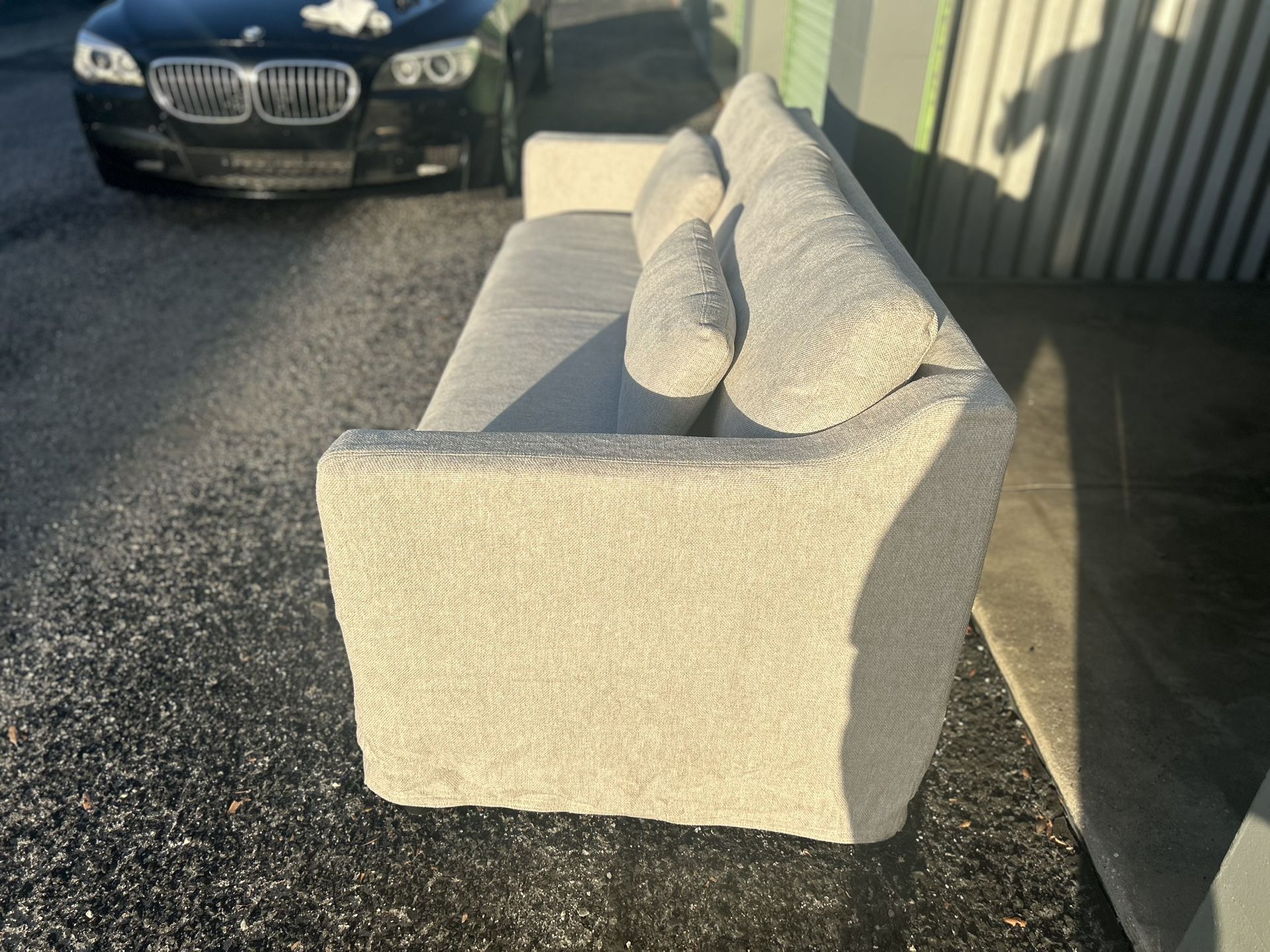 New Members Mark Sofa