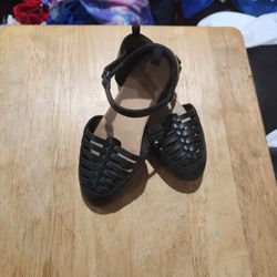 Girls Black Shoes 11