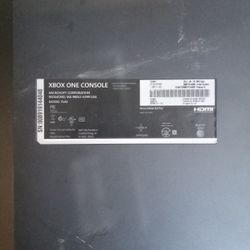 Xbox One Console No Cords Or Controllers 