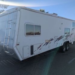 2003 29 ft Ragen Toy Hauler