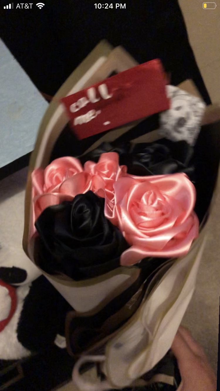 I’m A 14 Year Old Kid Trying To Start A Flowers Business And I Really Want A First Sell 