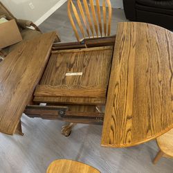 Moving Sale MONDAY**! - Oak Dining Table And Chairs Set (6x!!)
