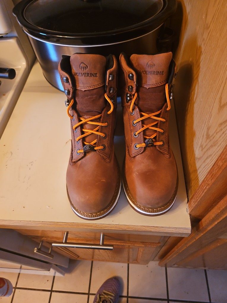 Wolverine Safety Toe Boots/ Waterproof