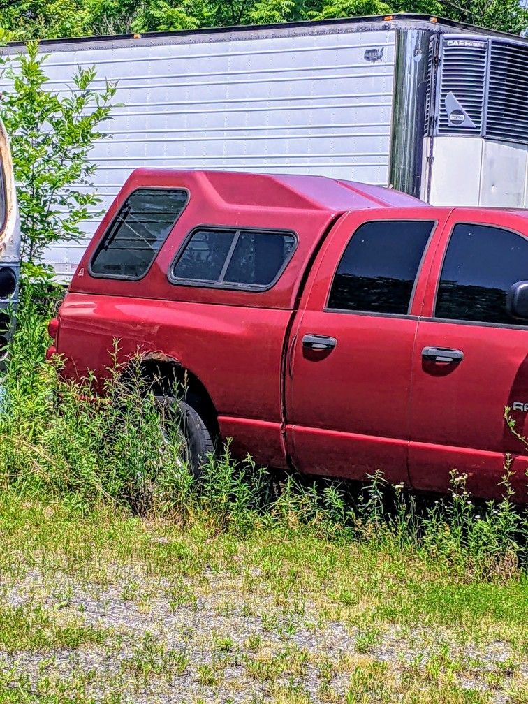 Leer High Top Truck Cap