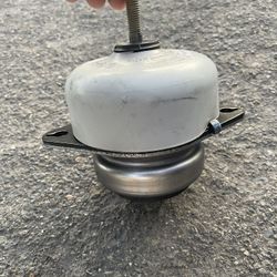 OEM Ford Motor Mount (Mustang Gt)