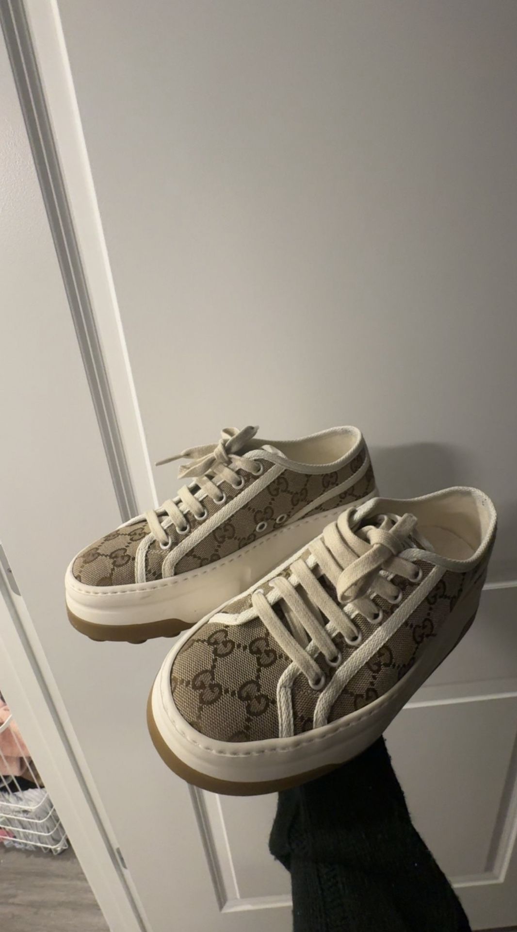 Guccis Shoes