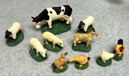 Resin mini farm animal set
