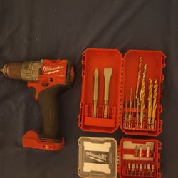 Milwaukee M18 Brushless Hammer Drill/Driver 