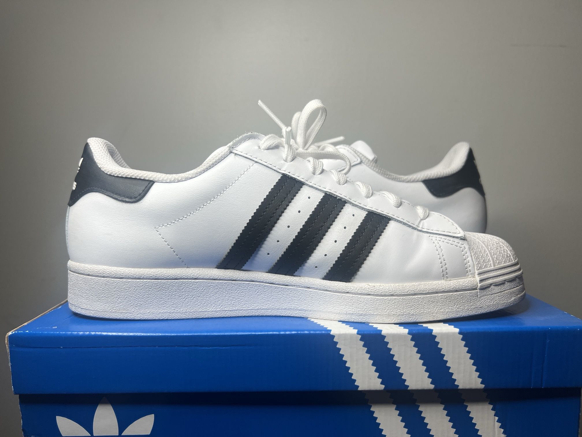 (Size 10 Men) Adidas Superstar White