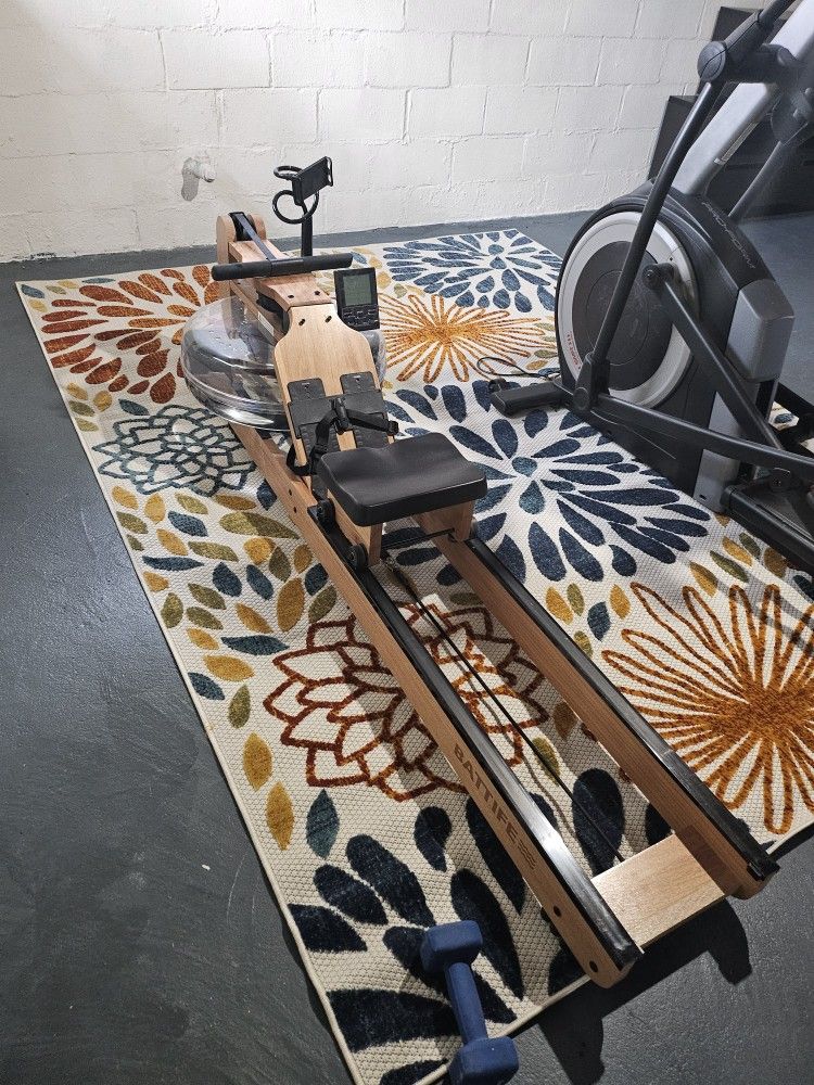Water Rowing Machine With Box