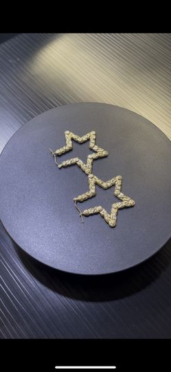 10K ⭐️ Hoop Earrings 