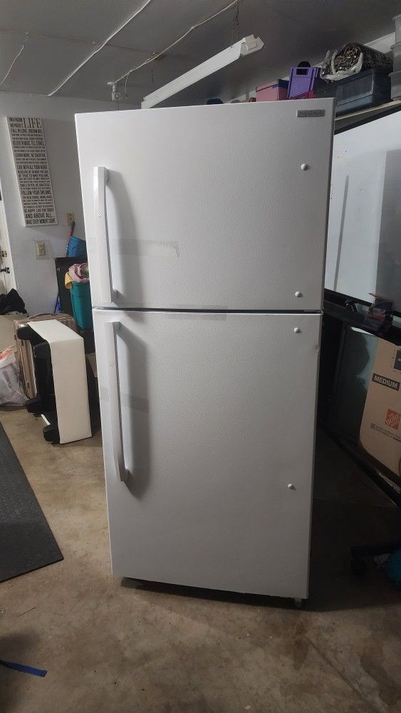 Refrigerator, Insignia Fridge