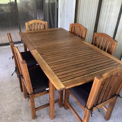 Newly Refinished Solid Dining Set Indoor/outdoor